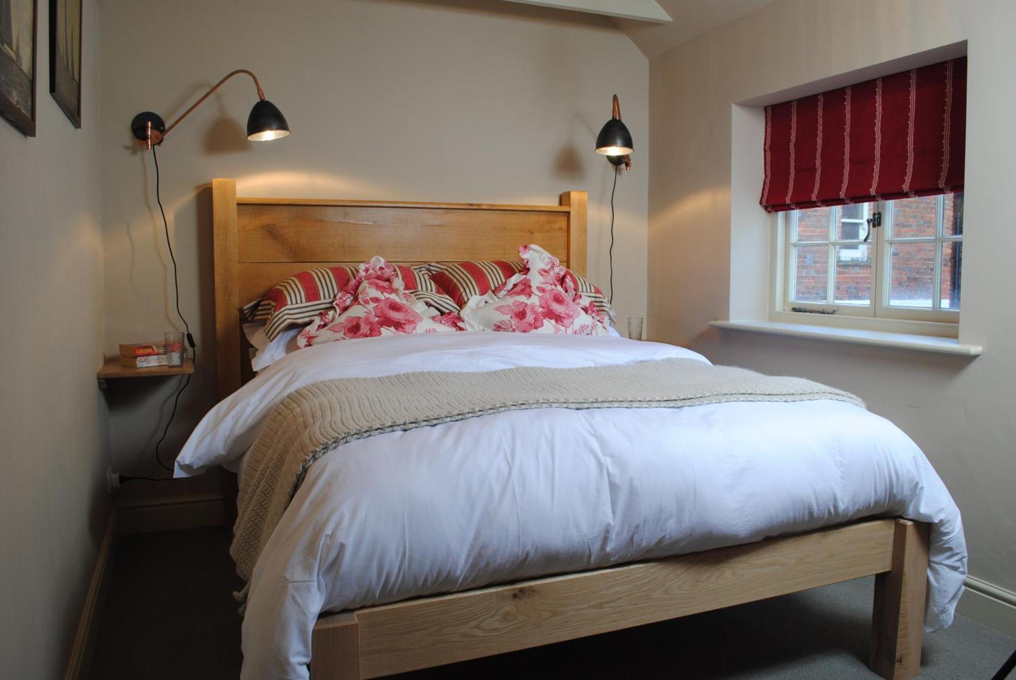 Courtyard Cottages Lymington, 2 Adults Only Екстериор снимка